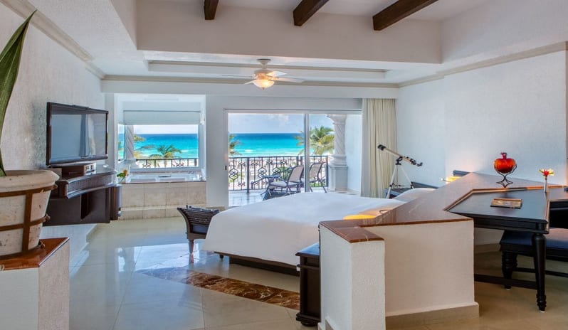 Hyatt Zilara Cancun-Ocean View Swim Up Suite King 1_13322